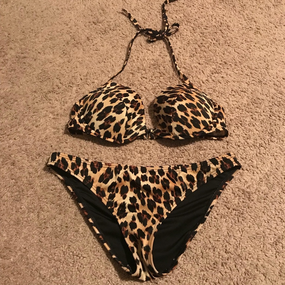 Victoria’s Secret Leopard Bikini